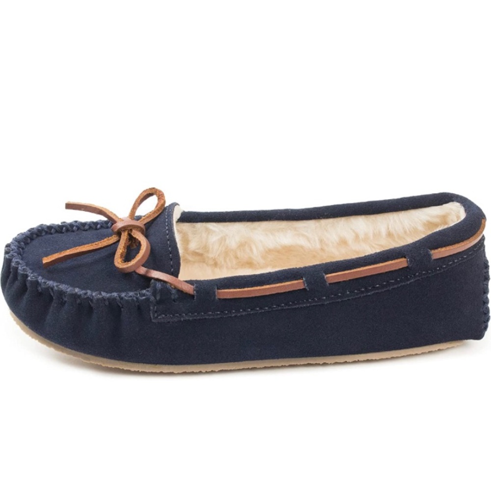 Minnetonka Women size 8 Cally Faux Fur Slipper